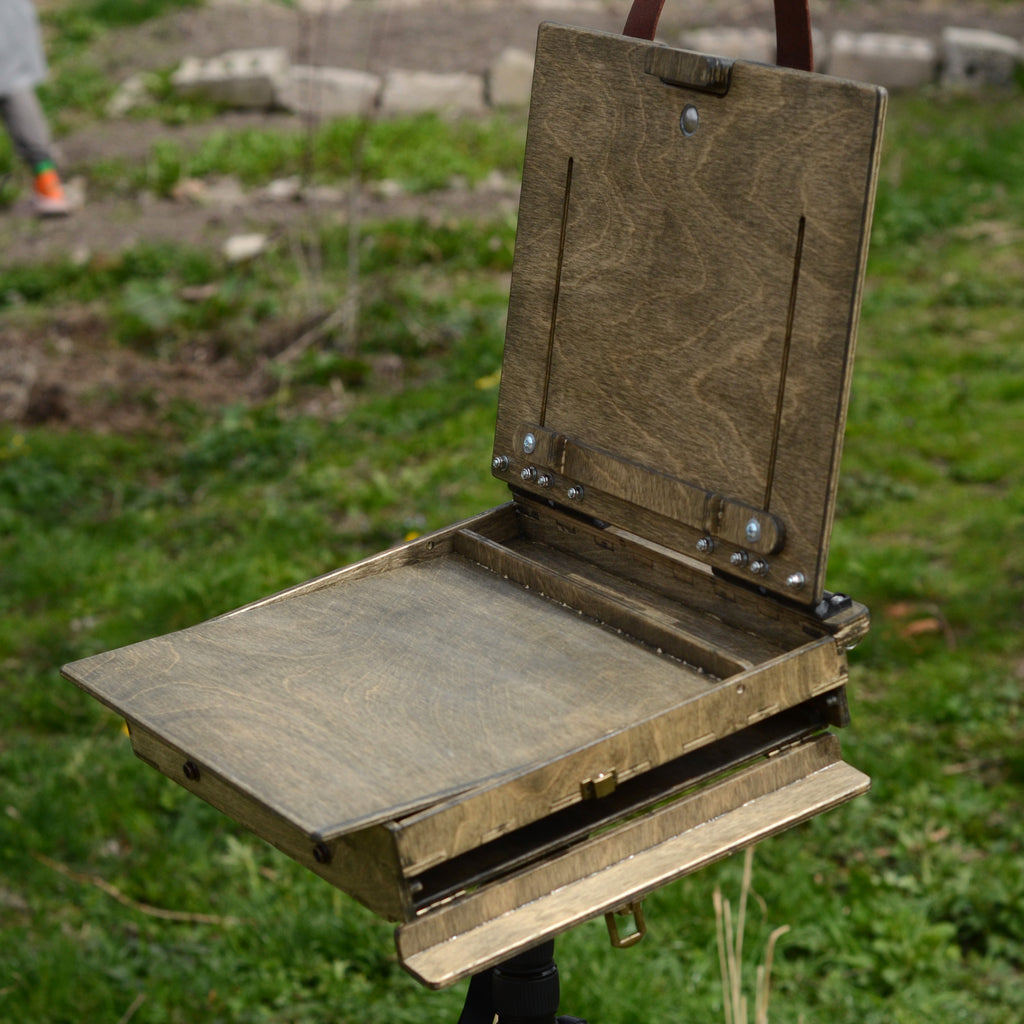 Martlet 10×12 pochade box - side wet panel carrier (made to order)