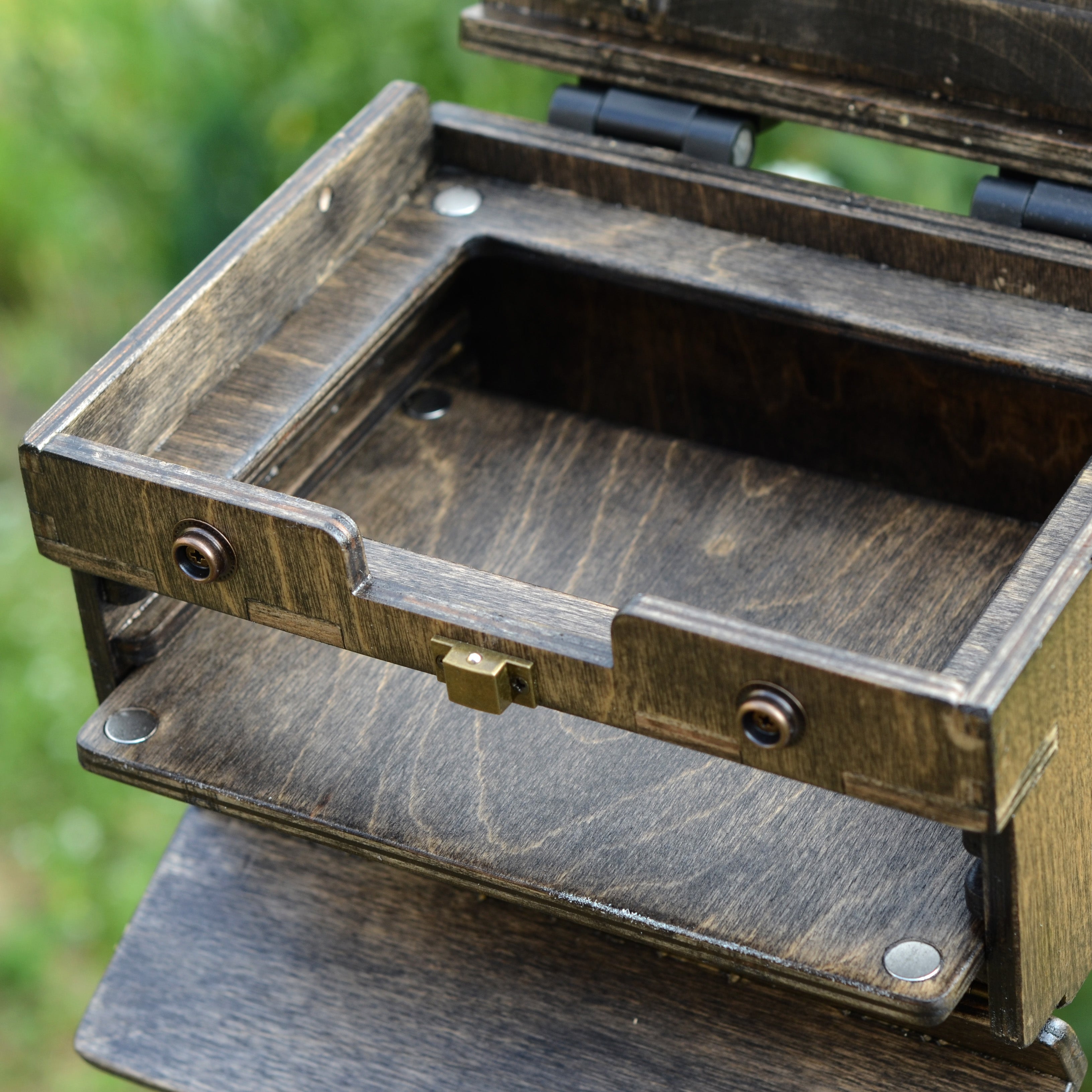 Martlet Travel for 5x7 - black wood stain