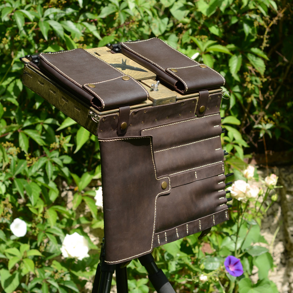 All-in-One pochade box for 9x12" (old wood)