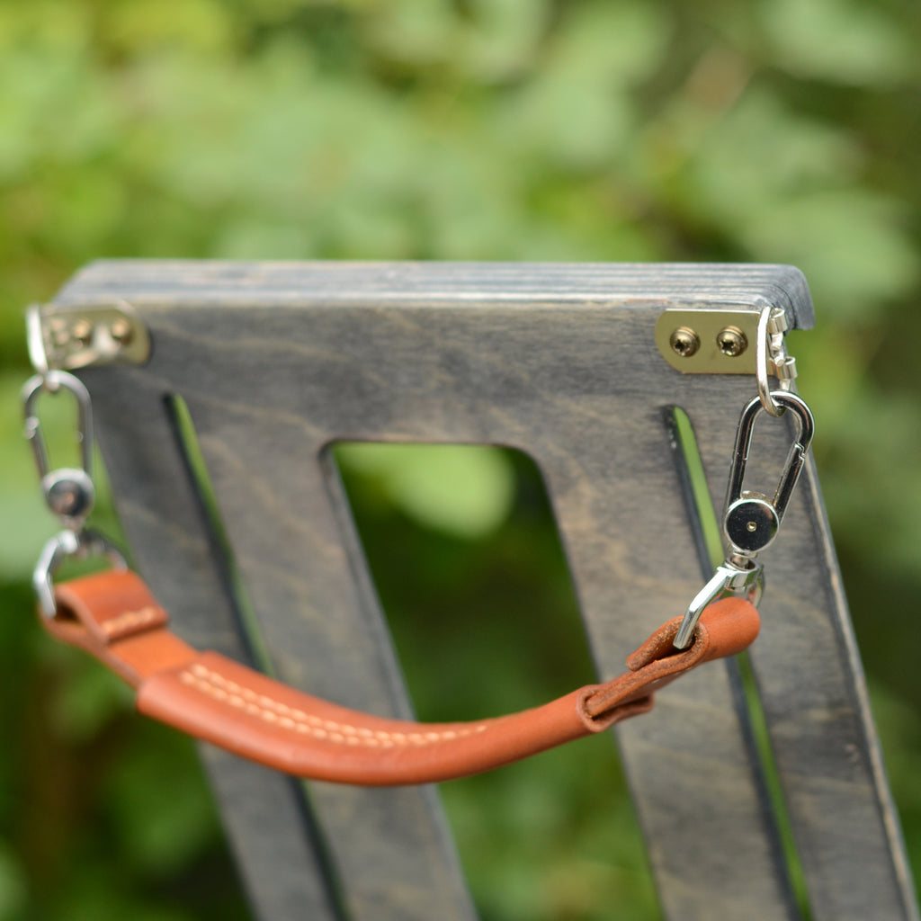 Tripod easel and wet panel carrier
